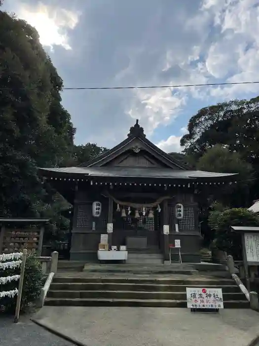 埴生神社の本殿