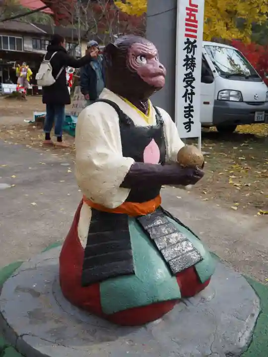 桃太郎神社(栗栖)の狛犬