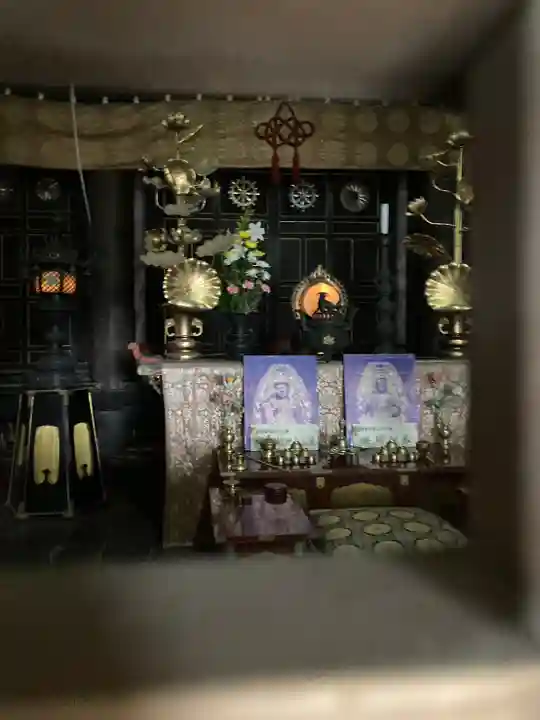 斑鳩寺の本殿・本堂