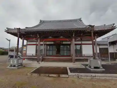 慈恩寺の本殿・本堂