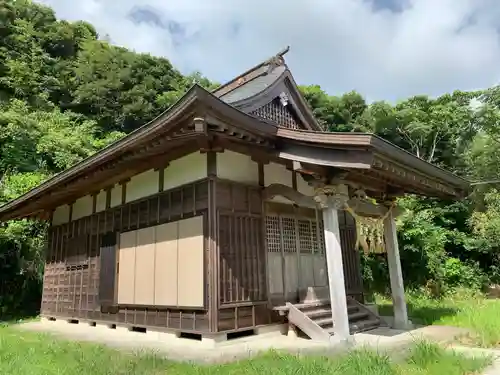 皇産靈神社の本殿・本堂