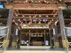 鳩ヶ谷氷川神社の山門