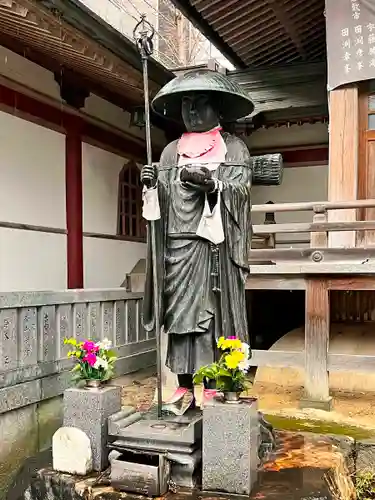 温泉山 安楽寺(四国霊場第六番札所)の像