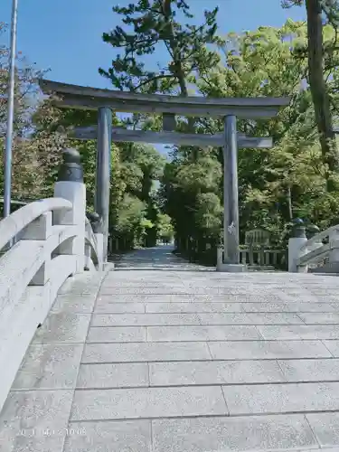 寒川神社の鳥居