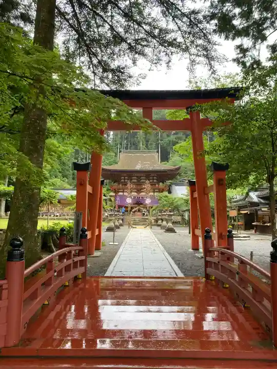 丹生都比売神社の{uncategorized: "未分類", other: "その他", undefined: "問題あり", building: "その他建物", grave: "お墓", sacred_gate: "鳥居", guardian: "狛犬", statue: "像", buddha: "仏像", history: "歴史", nature: "自然", garden: "庭園", animal: "動物", pagoda: "塔", temizu: "手水舎", mountain_gate: "山門・神門", sanctuary: "本殿・本堂", subordinate: "末社・摂社", art: "芸術", scenery: "景色", jizo: "地蔵", ema: "絵馬", goshuin: "御朱印", omikuji: "おみくじ", items: "授与品その他", amulet: "お守り", goshuincho: "御朱印帳", eats: "食事", festival: "お祭り", votive_dance: "神楽", shichigosan: "七五三参", wedding: "結婚式", experience: "体験その他", initially: "初詣", around: "周辺", anti_infection: "感染症対策"}