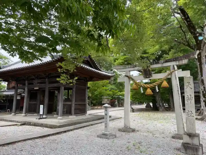 渡岸寺観音堂(向源寺)(滋賀県)