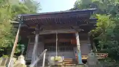 新井神社の本殿