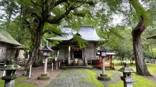 上沼八幡神社の本殿・本堂