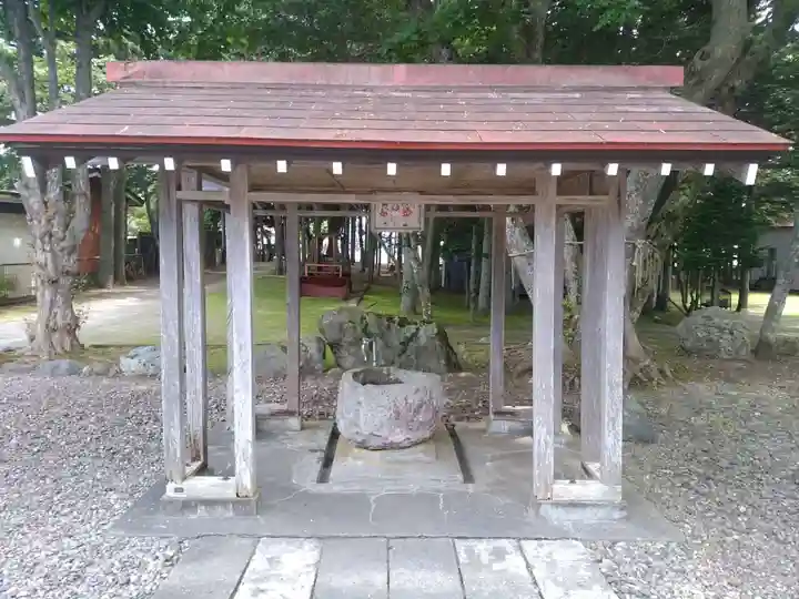標津神社の手水舎