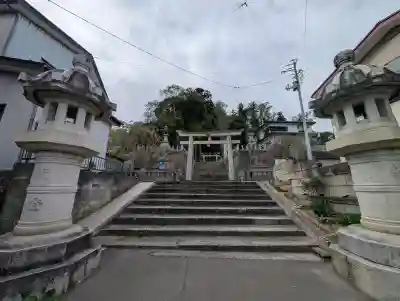 安達太良神社の{uncategorized: "未分類", other: "その他", undefined: "問題あり", building: "その他建物", grave: "お墓", sacred_gate: "鳥居", guardian: "狛犬", statue: "像", buddha: "仏像", history: "歴史", nature: "自然", garden: "庭園", animal: "動物", pagoda: "塔", temizu: "手水舎", mountain_gate: "山門・神門", sanctuary: "本殿・本堂", subordinate: "末社・摂社", art: "芸術", scenery: "景色", jizo: "地蔵", ema: "絵馬", goshuin: "御朱印", omikuji: "おみくじ", items: "授与品その他", amulet: "お守り", goshuincho: "御朱印帳", eats: "食事", festival: "お祭り", votive_dance: "神楽", shichigosan: "七五三参", wedding: "結婚式", experience: "体験その他", initially: "初詣", around: "周辺", anti_infection: "感染症対策"}