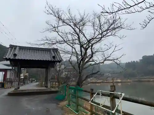 成願寺の手水舎