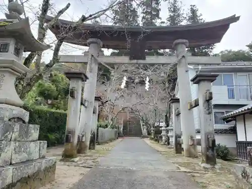 清神社の鳥居