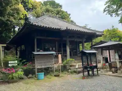 太江寺の{uncategorized: "未分類", other: "その他", undefined: "問題あり", building: "その他建物", grave: "お墓", sacred_gate: "鳥居", guardian: "狛犬", statue: "像", buddha: "仏像", history: "歴史", nature: "自然", garden: "庭園", animal: "動物", pagoda: "塔", temizu: "手水舎", mountain_gate: "山門・神門", sanctuary: "本殿・本堂", subordinate: "末社・摂社", art: "芸術", scenery: "景色", jizo: "地蔵", ema: "絵馬", goshuin: "御朱印", omikuji: "おみくじ", items: "授与品その他", amulet: "お守り", goshuincho: "御朱印帳", eats: "食事", festival: "お祭り", votive_dance: "神楽", shichigosan: "七五三参", wedding: "結婚式", experience: "体験その他", initially: "初詣", around: "周辺", anti_infection: "感染症対策"}