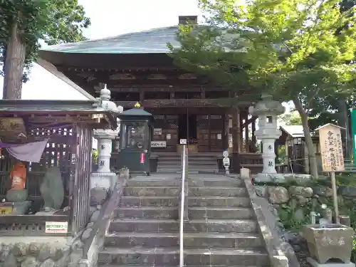 定林寺の本殿・本堂