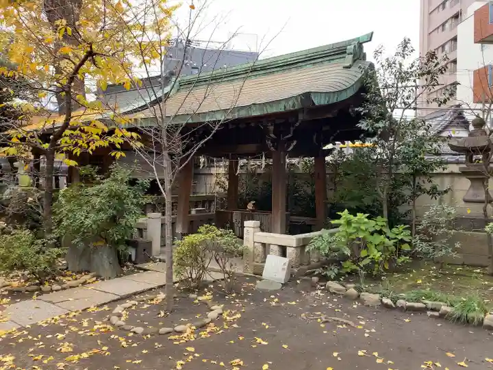 小野照崎神社の手水舎