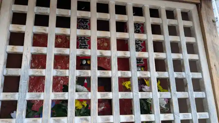 西ノ京北聖町地蔵尊の本殿・本堂