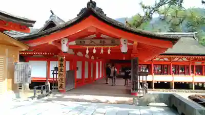 厳島神社(広島県)