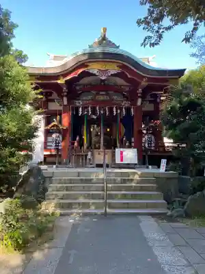 青山熊野神社の{uncategorized: "未分類", other: "その他", undefined: "問題あり", building: "その他建物", grave: "お墓", sacred_gate: "鳥居", guardian: "狛犬", statue: "像", buddha: "仏像", history: "歴史", nature: "自然", garden: "庭園", animal: "動物", pagoda: "塔", temizu: "手水舎", mountain_gate: "山門・神門", sanctuary: "本殿・本堂", subordinate: "末社・摂社", art: "芸術", scenery: "景色", jizo: "地蔵", ema: "絵馬", goshuin: "御朱印", omikuji: "おみくじ", items: "授与品その他", amulet: "お守り", goshuincho: "御朱印帳", eats: "食事", festival: "お祭り", votive_dance: "神楽", shichigosan: "七五三参", wedding: "結婚式", experience: "体験その他", initially: "初詣", around: "周辺", anti_infection: "感染症対策"}