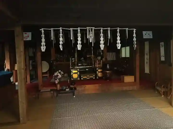 大岩弘法院の本殿・本堂