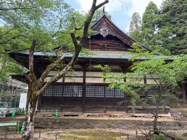 松尾寺の{uncategorized: "未分類", other: "その他", undefined: "問題あり", building: "その他建物", grave: "お墓", sacred_gate: "鳥居", guardian: "狛犬", statue: "像", buddha: "仏像", history: "歴史", nature: "自然", garden: "庭園", animal: "動物", pagoda: "塔", temizu: "手水舎", mountain_gate: "山門・神門", sanctuary: "本殿・本堂", subordinate: "末社・摂社", art: "芸術", scenery: "景色", jizo: "地蔵", ema: "絵馬", goshuin: "御朱印", omikuji: "おみくじ", items: "授与品その他", amulet: "お守り", goshuincho: "御朱印帳", eats: "食事", festival: "お祭り", votive_dance: "神楽", shichigosan: "七五三参", wedding: "結婚式", experience: "体験その他", initially: "初詣", around: "周辺", anti_infection: "感染症対策"}