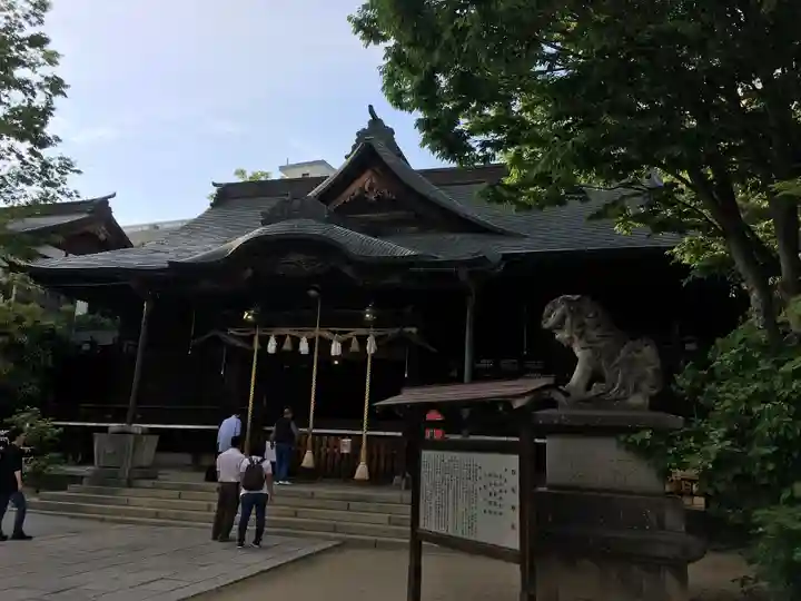 四柱神社の本殿・本堂