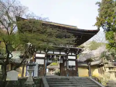 松尾大社の山門・神門