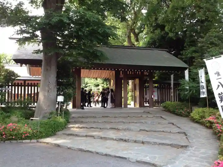 阿佐ヶ谷神明宮の山門・神門