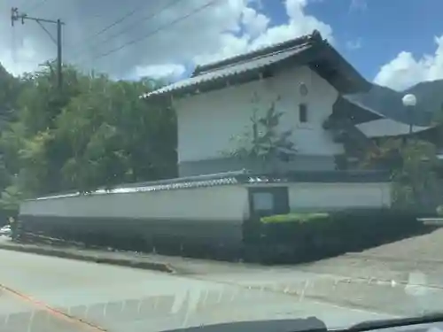 悲願寺の建物その他