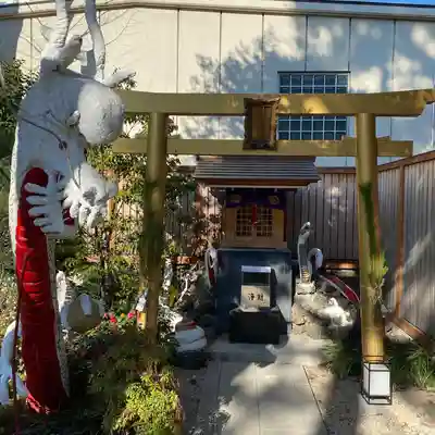 蛇窪神社の末社・摂社