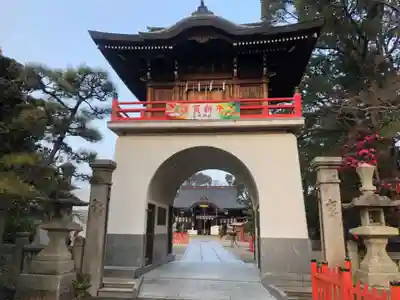 荒井神社の山門・神門