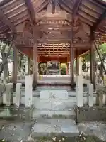 六所神社の{uncategorized: "未分類", other: "その他", undefined: "問題あり", building: "その他建物", grave: "お墓", sacred_gate: "鳥居", guardian: "狛犬", statue: "像", buddha: "仏像", history: "歴史", nature: "自然", garden: "庭園", animal: "動物", pagoda: "塔", temizu: "手水舎", mountain_gate: "山門・神門", sanctuary: "本殿・本堂", subordinate: "末社・摂社", art: "芸術", scenery: "景色", jizo: "地蔵", ema: "絵馬", goshuin: "御朱印", omikuji: "おみくじ", items: "授与品その他", amulet: "お守り", goshuincho: "御朱印帳", eats: "食事", festival: "お祭り", votive_dance: "神楽", shichigosan: "七五三参", wedding: "結婚式", experience: "体験その他", initially: "初詣", around: "周辺", anti_infection: "感染症対策"}