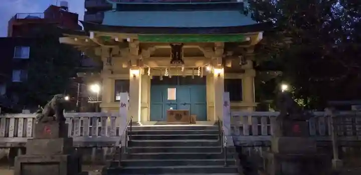 白髭神社の本殿・本堂