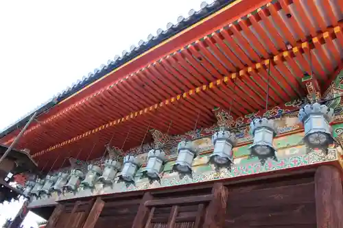 中山寺の本殿・本堂