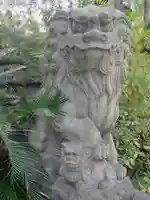 素盞烏尊神社の狛犬