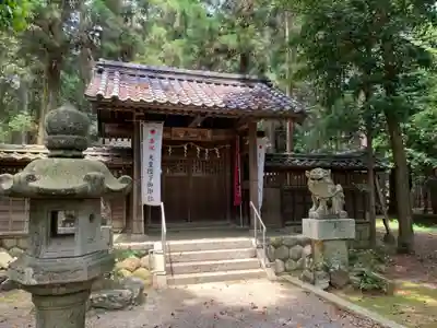 多奈閇神社の本殿・本堂