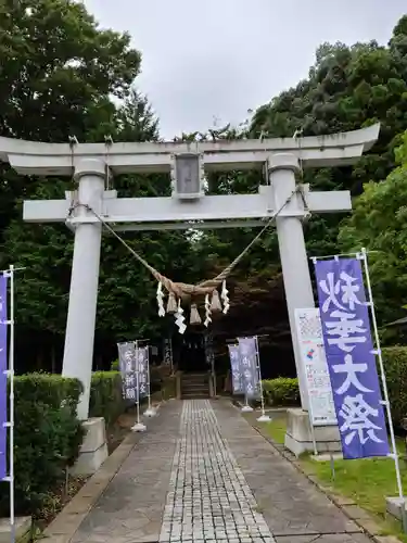 滑川神社 - 仕事と子どもの守り神の鳥居