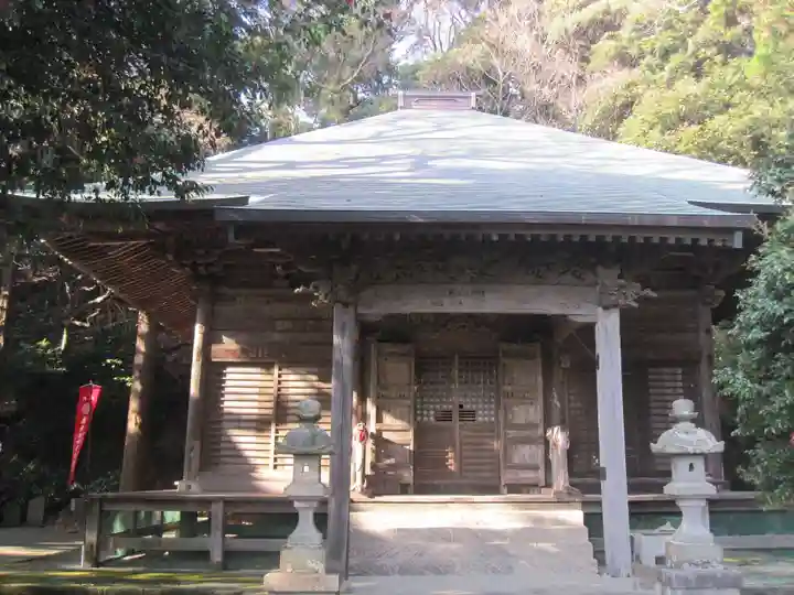 岩殿寺の本殿・本堂
