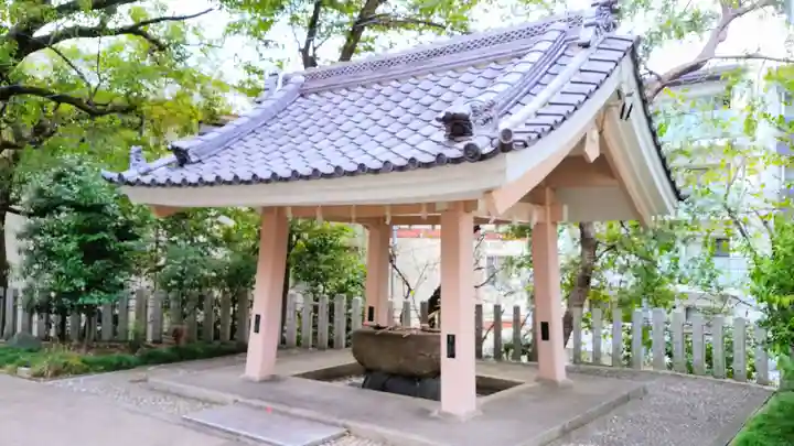 白山神社(新栄)の手水舎
