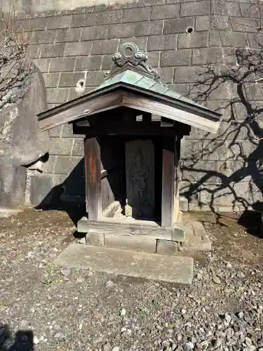 慈眼寺の{uncategorized: "未分類", other: "その他", undefined: "問題あり", building: "その他建物", grave: "お墓", sacred_gate: "鳥居", guardian: "狛犬", statue: "像", buddha: "仏像", history: "歴史", nature: "自然", garden: "庭園", animal: "動物", pagoda: "塔", temizu: "手水舎", mountain_gate: "山門・神門", sanctuary: "本殿・本堂", subordinate: "末社・摂社", art: "芸術", scenery: "景色", jizo: "地蔵", ema: "絵馬", goshuin: "御朱印", omikuji: "おみくじ", items: "授与品その他", amulet: "お守り", goshuincho: "御朱印帳", eats: "食事", festival: "お祭り", votive_dance: "神楽", shichigosan: "七五三参", wedding: "結婚式", experience: "体験その他", initially: "初詣", around: "周辺", anti_infection: "感染症対策"}