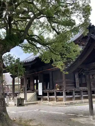 斑鳩寺の本殿・本堂