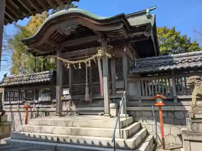 長岡神社の{uncategorized: "未分類", other: "その他", undefined: "問題あり", building: "その他建物", grave: "お墓", sacred_gate: "鳥居", guardian: "狛犬", statue: "像", buddha: "仏像", history: "歴史", nature: "自然", garden: "庭園", animal: "動物", pagoda: "塔", temizu: "手水舎", mountain_gate: "山門・神門", sanctuary: "本殿・本堂", subordinate: "末社・摂社", art: "芸術", scenery: "景色", jizo: "地蔵", ema: "絵馬", goshuin: "御朱印", omikuji: "おみくじ", items: "授与品その他", amulet: "お守り", goshuincho: "御朱印帳", eats: "食事", festival: "お祭り", votive_dance: "神楽", shichigosan: "七五三参", wedding: "結婚式", experience: "体験その他", initially: "初詣", around: "周辺", anti_infection: "感染症対策"}