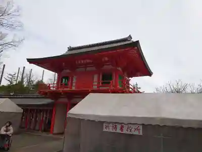 相州春日神社の山門・神門