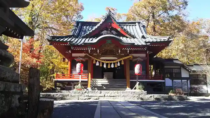山中浅間神社の本殿・本堂