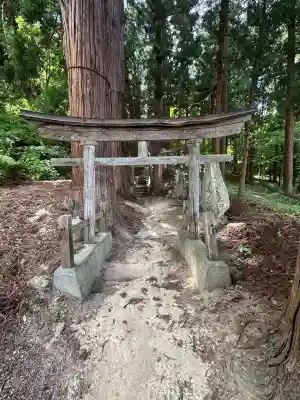 犬の宮猫の宮(山形県)