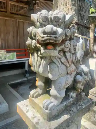 御杖神社の{uncategorized: "未分類", other: "その他", undefined: "問題あり", building: "その他建物", grave: "お墓", sacred_gate: "鳥居", guardian: "狛犬", statue: "像", buddha: "仏像", history: "歴史", nature: "自然", garden: "庭園", animal: "動物", pagoda: "塔", temizu: "手水舎", mountain_gate: "山門・神門", sanctuary: "本殿・本堂", subordinate: "末社・摂社", art: "芸術", scenery: "景色", jizo: "地蔵", ema: "絵馬", goshuin: "御朱印", omikuji: "おみくじ", items: "授与品その他", amulet: "お守り", goshuincho: "御朱印帳", eats: "食事", festival: "お祭り", votive_dance: "神楽", shichigosan: "七五三参", wedding: "結婚式", experience: "体験その他", initially: "初詣", around: "周辺", anti_infection: "感染症対策"}