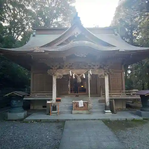 泉神社の本殿・本堂