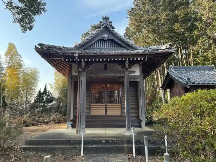 円立寺の{uncategorized: "未分類", other: "その他", undefined: "問題あり", building: "その他建物", grave: "お墓", sacred_gate: "鳥居", guardian: "狛犬", statue: "像", buddha: "仏像", history: "歴史", nature: "自然", garden: "庭園", animal: "動物", pagoda: "塔", temizu: "手水舎", mountain_gate: "山門・神門", sanctuary: "本殿・本堂", subordinate: "末社・摂社", art: "芸術", scenery: "景色", jizo: "地蔵", ema: "絵馬", goshuin: "御朱印", omikuji: "おみくじ", items: "授与品その他", amulet: "お守り", goshuincho: "御朱印帳", eats: "食事", festival: "お祭り", votive_dance: "神楽", shichigosan: "七五三参", wedding: "結婚式", experience: "体験その他", initially: "初詣", around: "周辺", anti_infection: "感染症対策"}