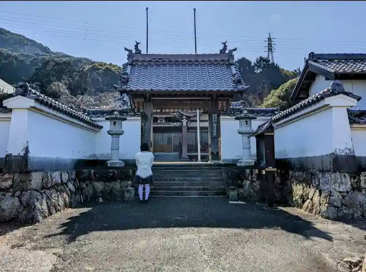 蔭凉寺の山門・神門