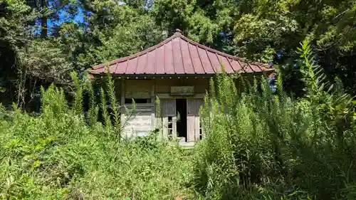 観音堂の本殿・本堂