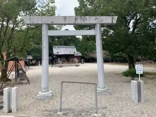 神明社（西一色神明社）の鳥居